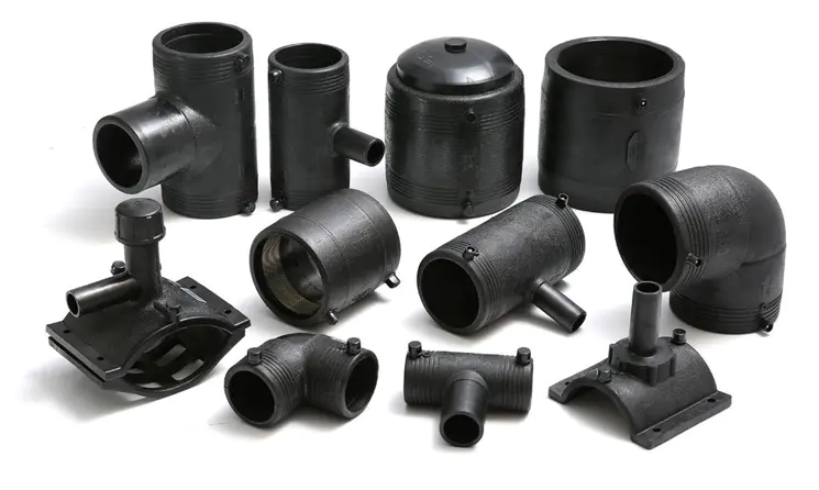 Cad iad na buntáistí feidhmíochta a bhaineann le hábhair poileitiléin a úsáidtear i Feistis Leictrilít Corpoideachais?